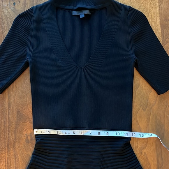 Cushnie ET OCHS Mock-Neck Ribbed A-Line Dress - Picture 7 of 9